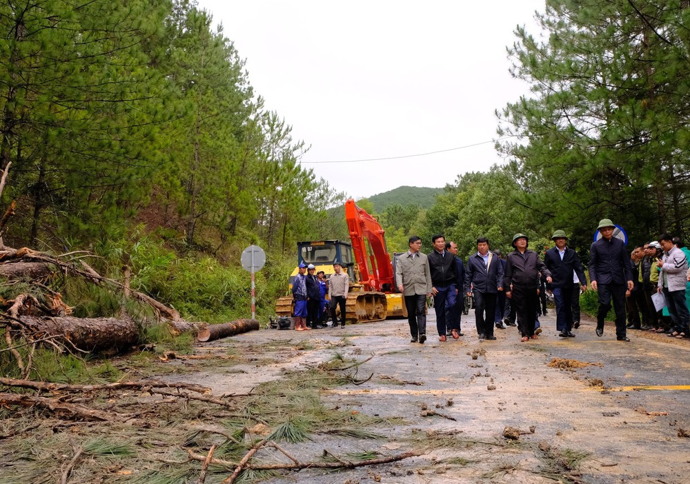 Phó Thủ tướng Hồ Quốc Dũng yêu cầu bố trí ngay khu tái định cư cho người dân tại Lâm Đồng - Ảnh 2.