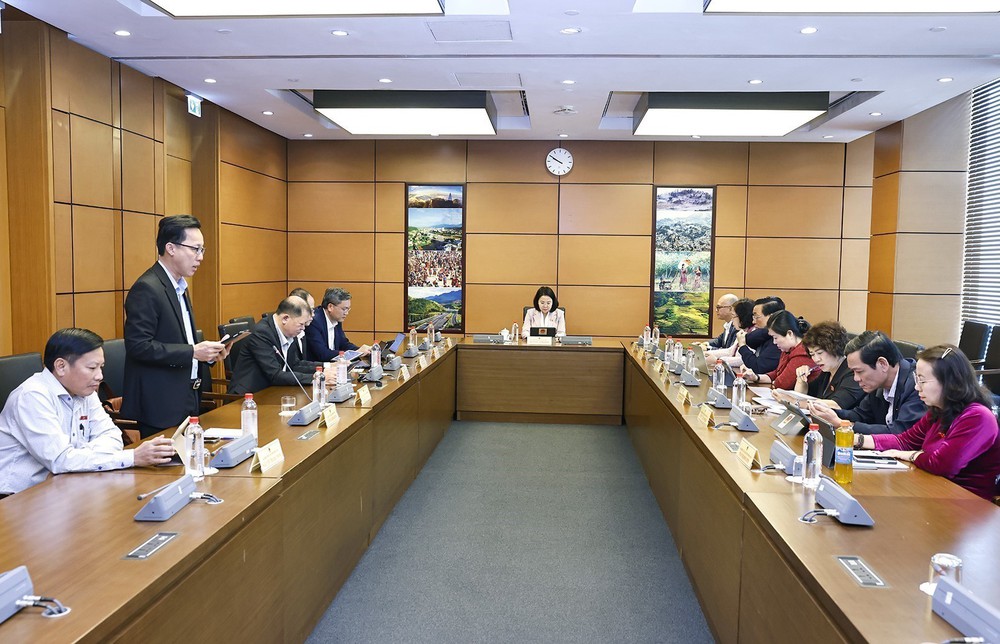 Quốc hội thảo luận ở tổ về dự án Luật Trí tuệ nhân tạo - Ảnh 1.