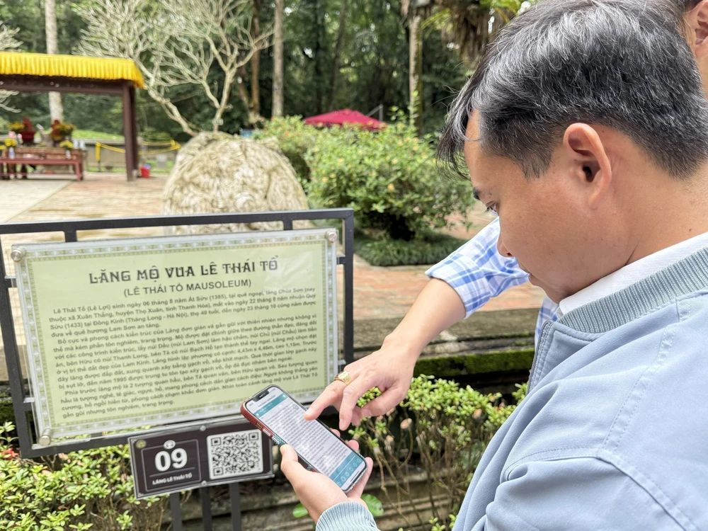 Thanh Hóa đẩy mạnh chuyển đổi số, chuyển đổi xanh để nâng tầm trải nghiệm du lịch - Ảnh 2.