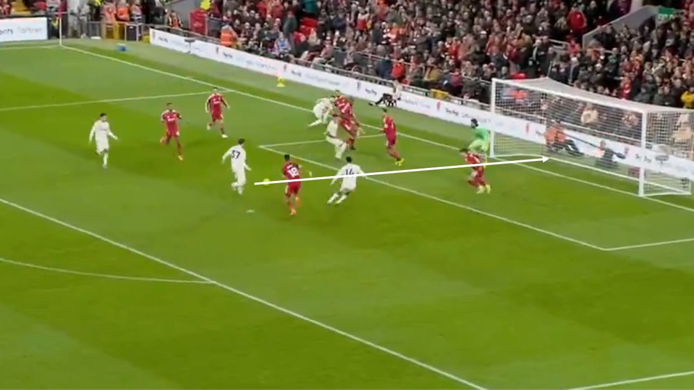 Thua ba bàn không gỡ trên sân nhà, Liverpool chìm sâu vào khủng hoảng - Ảnh 4. Thua ba bàn không gỡ trên sân nhà, Liverpool chìm sâu vào khủng hoảng - Ảnh 4.