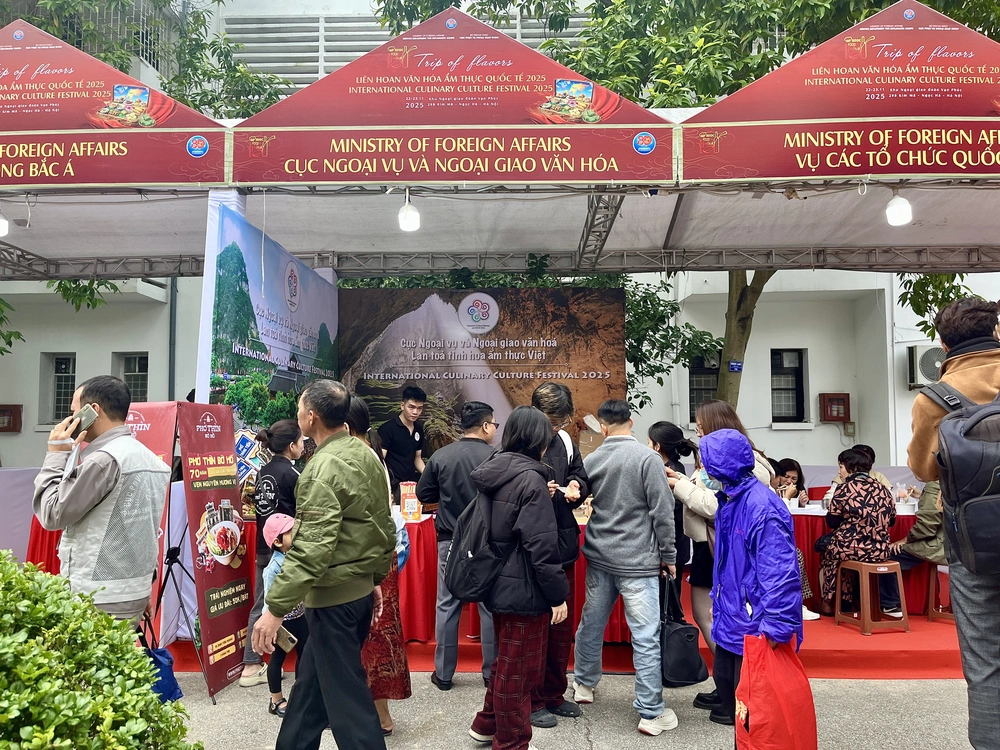 Liên hoan Văn hoá Ẩm thực Quốc tế 2025: Kết nối văn hóa đa quốc gia và lan toả tinh thần thiện nguyện - Ảnh 19.