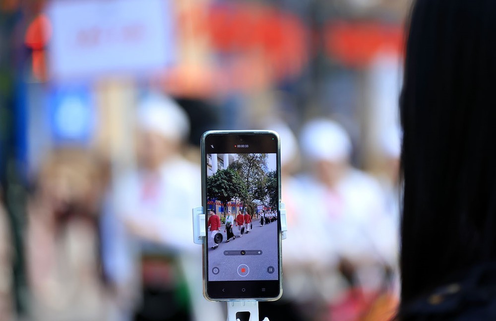 Trình diễn văn hoá dân tộc Mường tại phố đi bộ Hồ Gươm - Ảnh 11. Trình diễn văn hoá dân tộc Mường tại phố đi bộ Hồ Gươm - Ảnh 11.