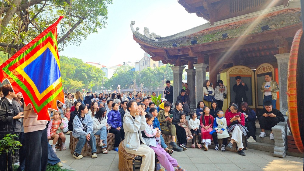 Văn Miếu – Quốc Tử Giám mở cửa miễn phí vé tham quan cho tất cả du khách nhân Ngày Di sản Việt Nam 23/11, - Ảnh 2.