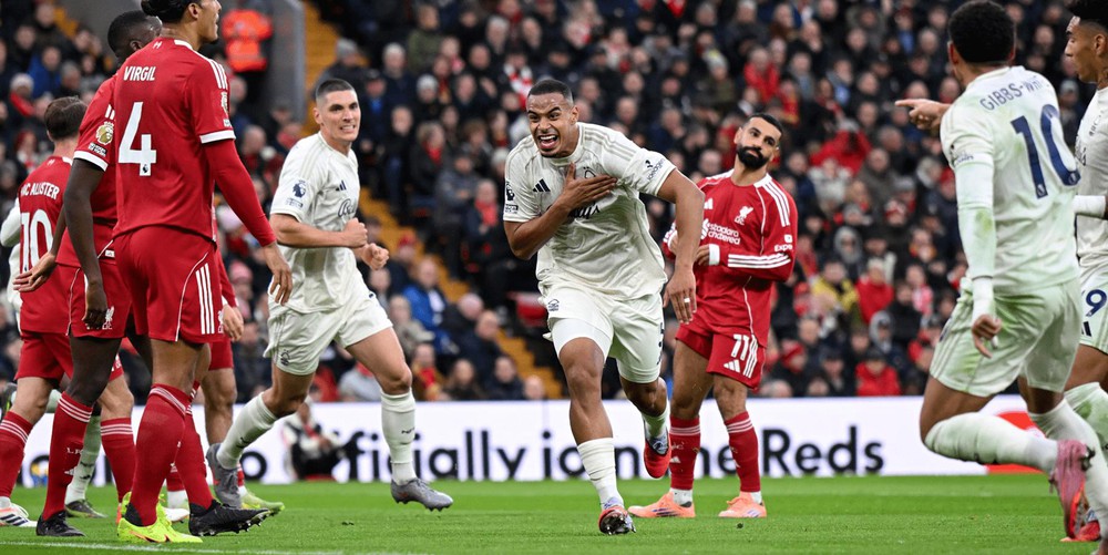 Tệ đến mức nào thì Liverpool sa thải Slot? - Ảnh 1.