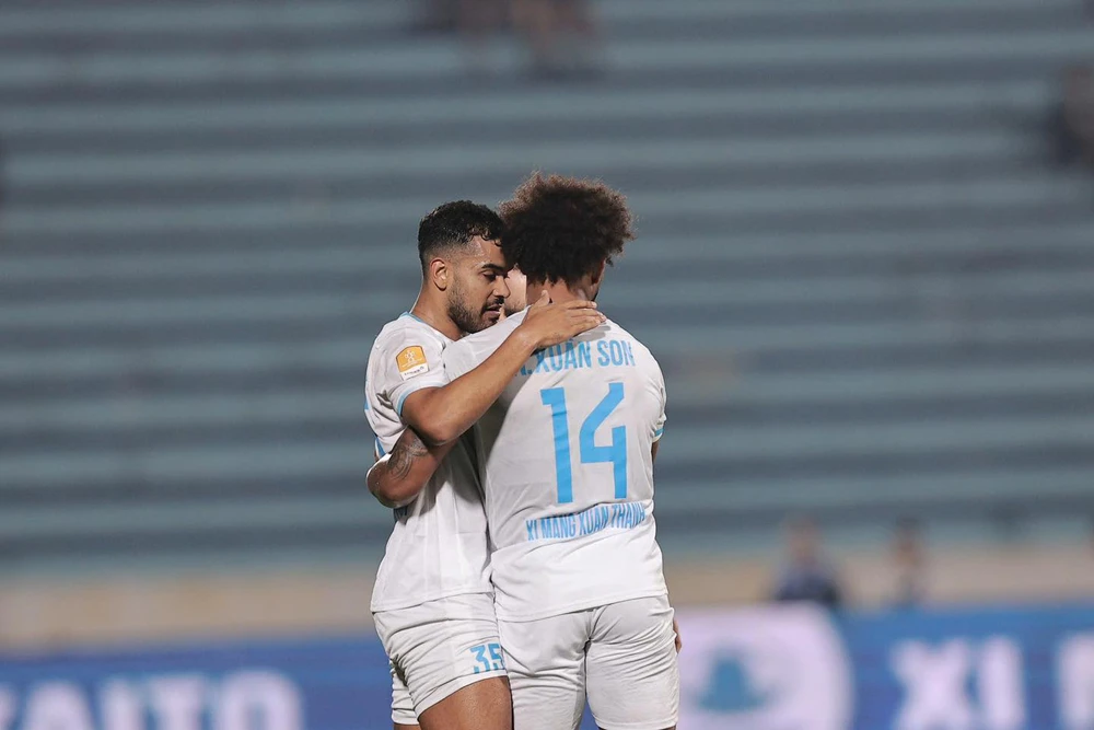 Xuân Son đá trọn cả trận ngày tái xuất, Nam Định thẳng tiến vào tứ kết Cúp quốc gia - Ảnh 3.