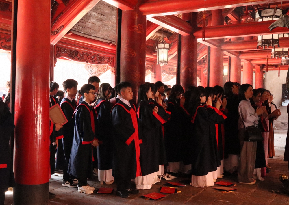 Văn Miếu – Quốc Tử Giám mở cửa miễn phí vé tham quan cho tất cả du khách nhân Ngày Di sản Việt Nam 23/11 - Ảnh 3.