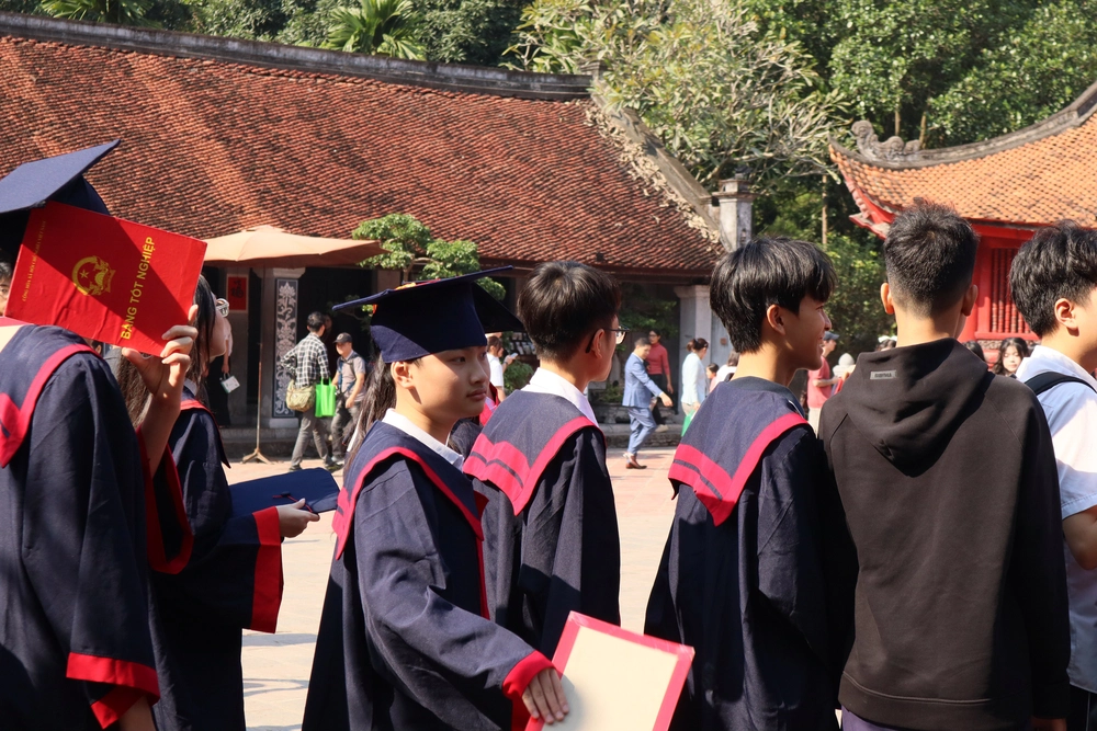 Văn Miếu – Quốc Tử Giám mở cửa miễn phí vé tham quan cho tất cả du khách nhân Ngày Di sản Việt Nam 23/11 - Ảnh 1.