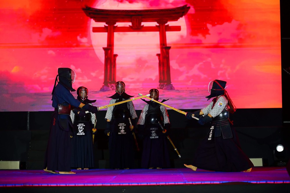 Liên hoan Võ thuật Quốc tế TP.HCM 2025: Quảng bá tinh hoa võ Việt và hành động nhân văn hướng về đồng bào vùng lũ - Ảnh 2.