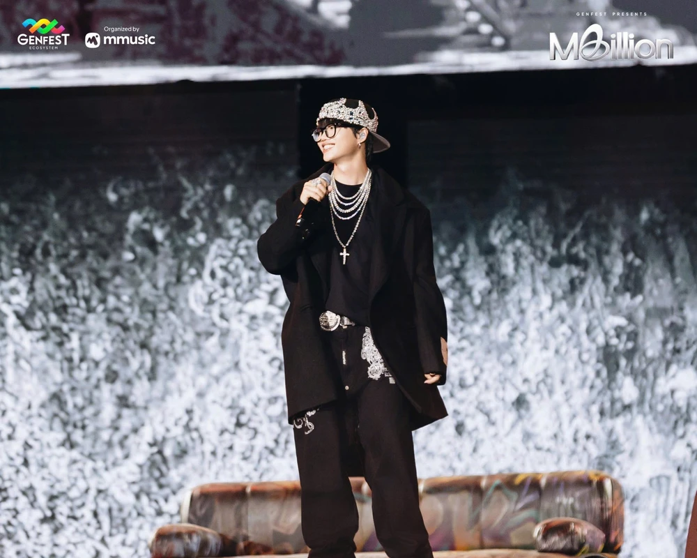 GENfest MBillion: HIEUTHUHAI ủng hộ miền Trung 400 triệu đồng, tlinh bất ngờ song ca Pháp Kiều  - Ảnh 5.