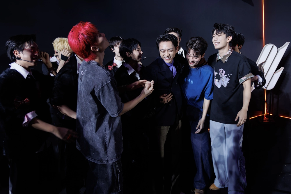 “Tân binh toàn năng” tập 8: SOOBIN khóc nghẹn, thêm 1 thí sinh bị loại - Ảnh 2. “Tân binh toàn năng” tập 8: SOOBIN khóc nghẹn, thêm 1 thí sinh bị loại - Ảnh 2.