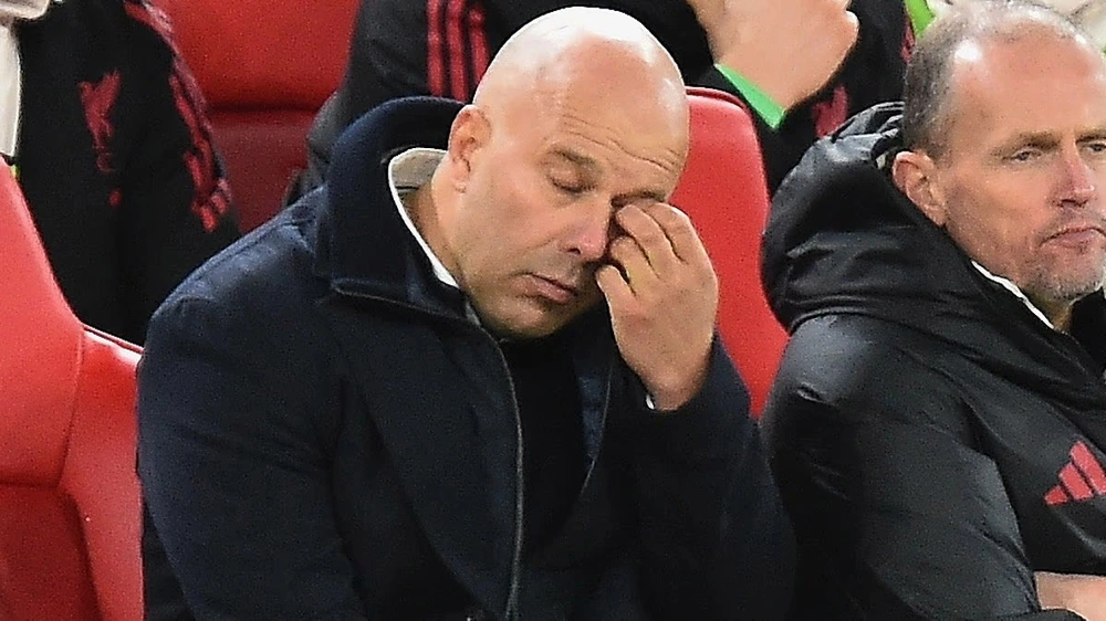 Arne Slot Thừa Nhận Sự Thật Cay Đắng Về Bản Thân Sau Khi Liverpool Thua Đến 8/11 Trận Gần Nhất - Ảnh 2.