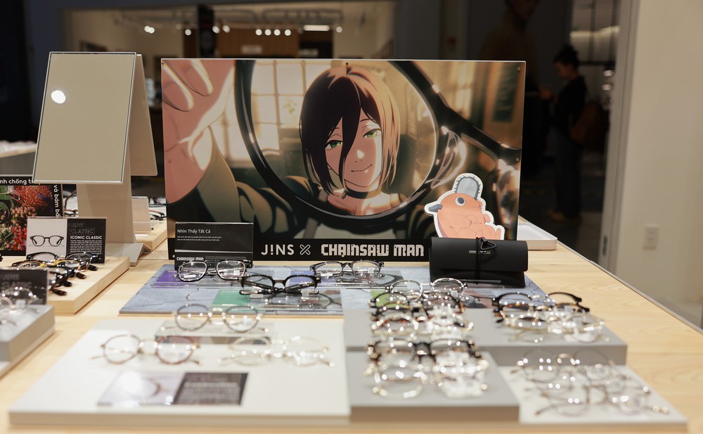 JINS khai trương 2 cửa hàng mới sau khi “cập bến” thành công thị trường Việt Nam - Ảnh 3. JINS khai trương 2 cửa hàng mới sau khi “cập bến” thành công thị trường Việt Nam - Ảnh 3.