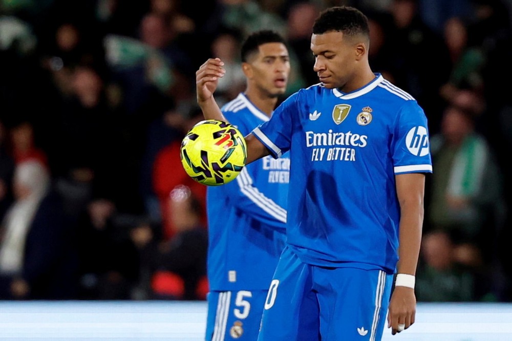 Nhân vật: Chỉ có Ronaldo mới hay hơn Mbappe - Ảnh 1. Nhân vật: Chỉ có Ronaldo mới hay hơn Mbappe - Ảnh 1.