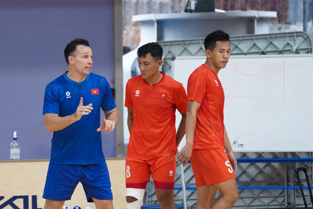 HLV tuyển futsal Việt Nam: 'Trận đấu nào tại SEA Games 33 cũng là chung kết' - Ảnh 1.