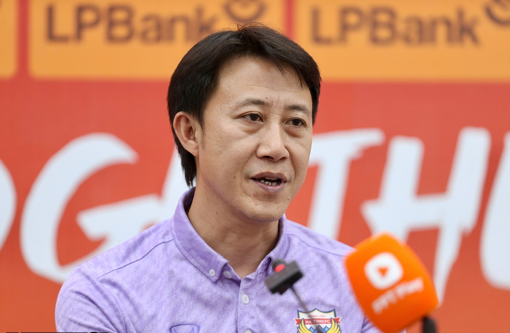 PVF-CAND đạt thỏa thuận với HLV Nguyễn Thành Công. Ảnh: VFF