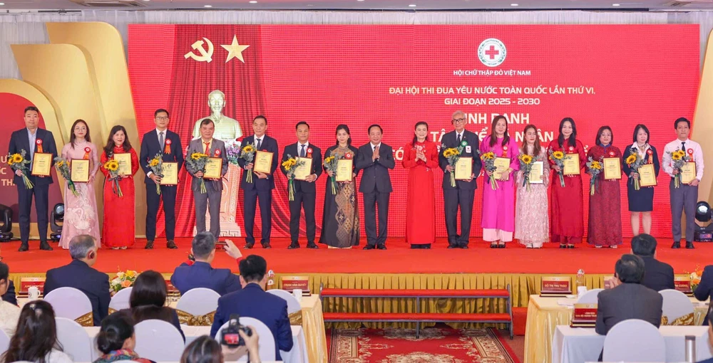 Đại hội Thi đua yêu nước toàn quốc Hội Chữ thập đỏ Việt Nam lần thứ VI: Lan tỏa sức mạnh nhân ái và trách nhiệm cộng đồng - Ảnh 5.