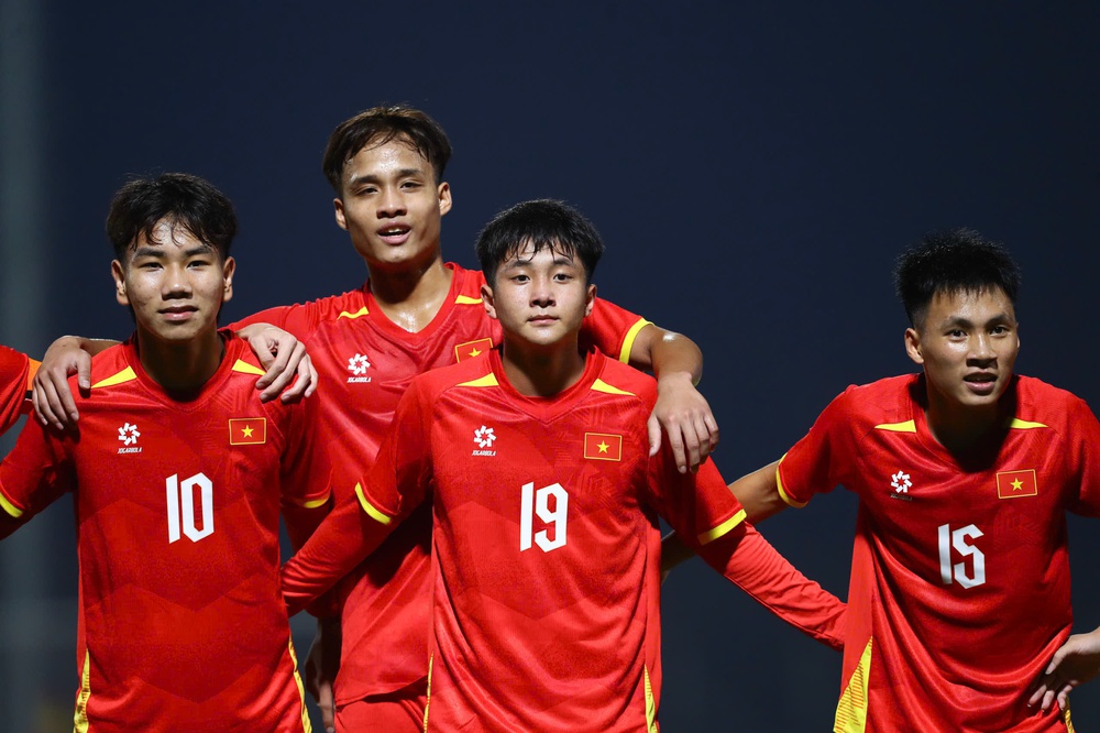 Bảng C vòng loại U17 châu Á 2026, U17 Việt Nam 14-0 U17 Quần đảo Bắc Mariana: Tích lũy bàn thắng - Ảnh 1.