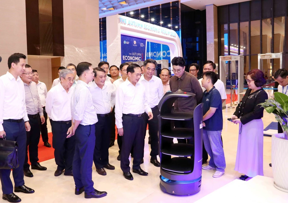 Diễn đàn Kinh tế mùa Thu 2025 là cơ hội giới thiệu hình ảnh đất nước Việt Nam với thế giới - Ảnh 4. Diễn đàn Kinh tế mùa Thu 2025 là cơ hội giới thiệu hình ảnh đất nước Việt Nam với thế giới - Ảnh 4.