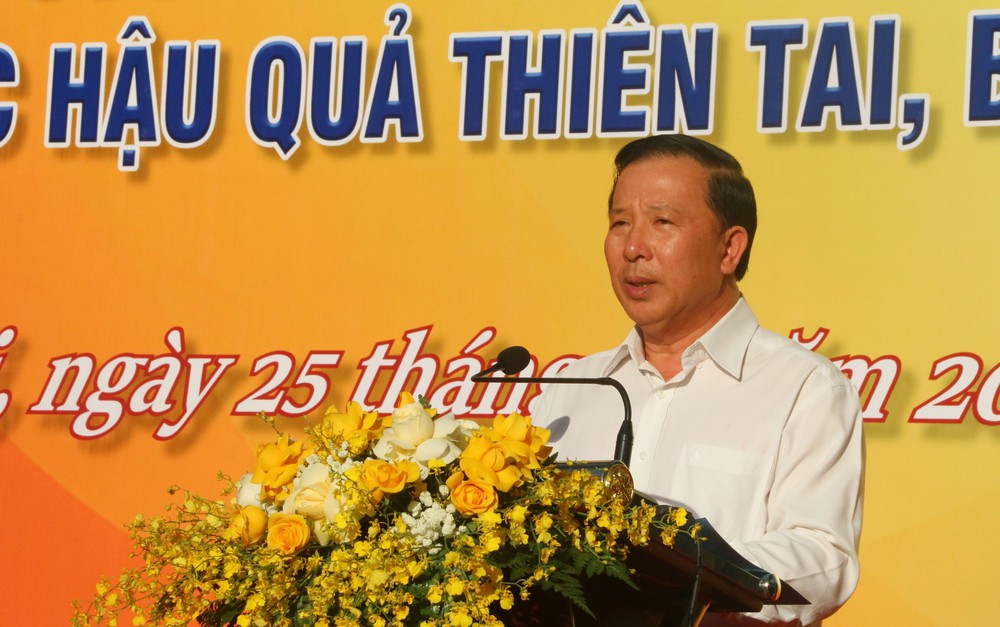 Gần 300 y bác sĩ, cán bộ Đồng Nai lên đường hỗ trợ đồng bào Đắk Lắk khắc phục hậu quả thiên tai - Ảnh 2. Gần 300 y bác sĩ, cán bộ Đồng Nai lên đường hỗ trợ đồng bào Đắk Lắk khắc phục hậu quả thiên tai - Ảnh 2.