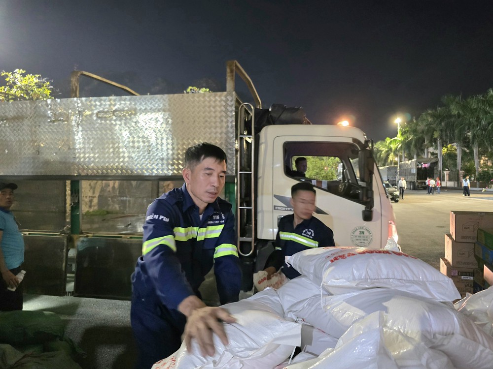 Nghĩa tình đồng bào và những chuyến hàng nối dài - Ảnh 4.