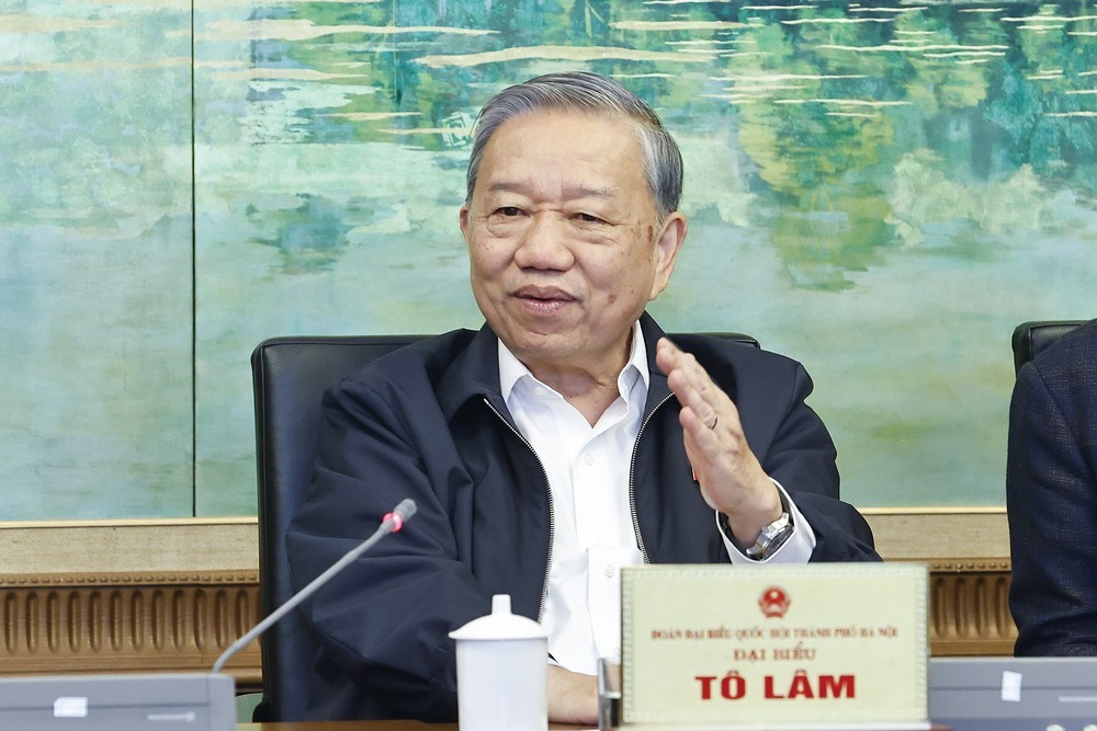 Quốc hội thảo luận ở tổ về 2 Chủ trương đầu tư Chương trình Mục tiêu quốc gia - Ảnh 1.