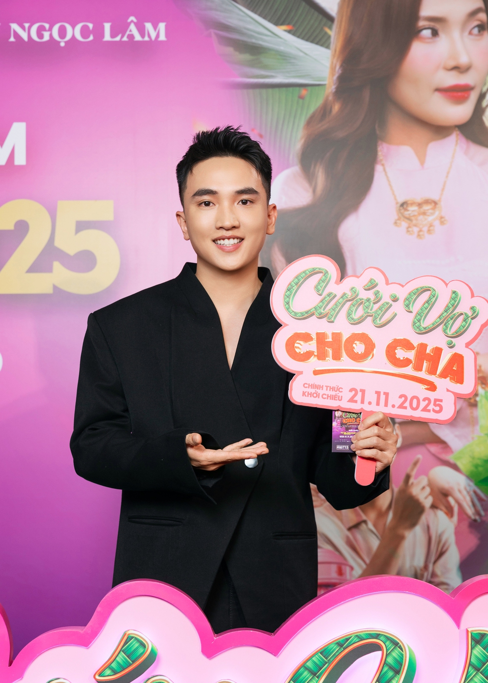 Phúc Nhân - gương mặt mới triển vọng của làng điện ảnh - Ảnh 3. Phúc Nhân - gương mặt mới triển vọng của làng điện ảnh - Ảnh 3.