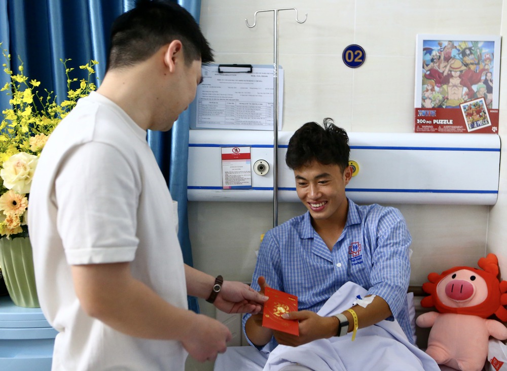 Tin nóng bóng đá Việt hôm nay 28/11: U22 Việt Nam bị đổi lịch thi đấu SEA Games 33; Văn Trường nghỉ hết V-League 2025/26  - Ảnh 3.