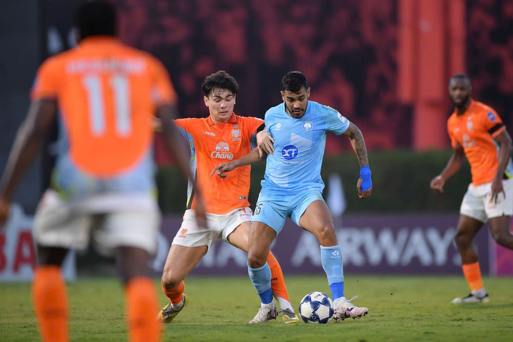 Người quan sát: Biết người biết ta... - Ảnh 1.