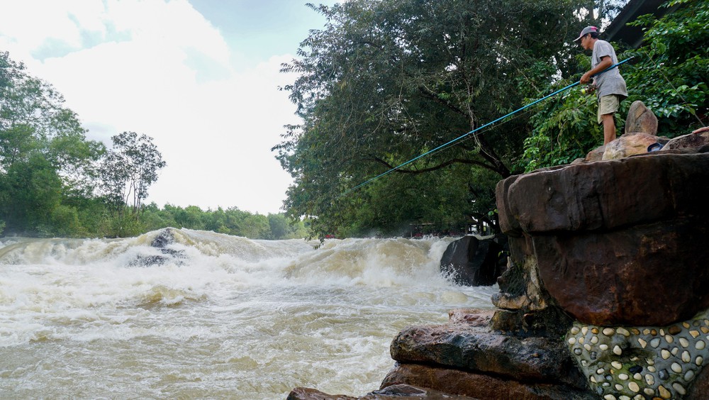 Đảm bảo an toàn cho vùng hạ du hồ Dầu Tiếng trước bão số 15 - Ảnh 5.