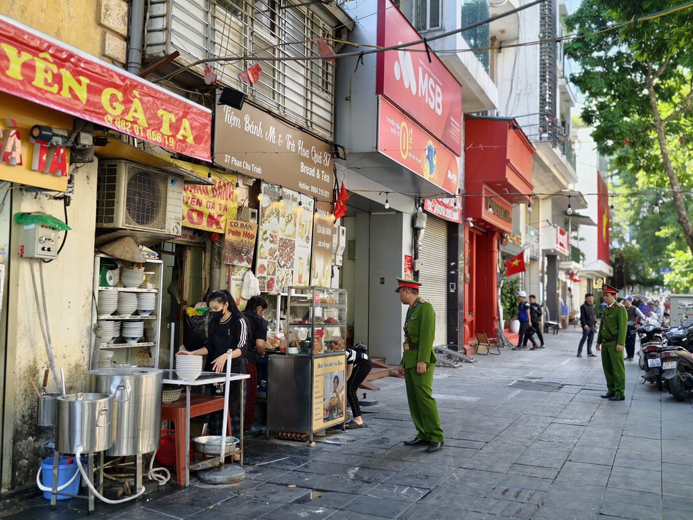 Hà Nội quyết liệt xây dựng phường “mẫu” về văn minh đô thị - Ảnh 2.