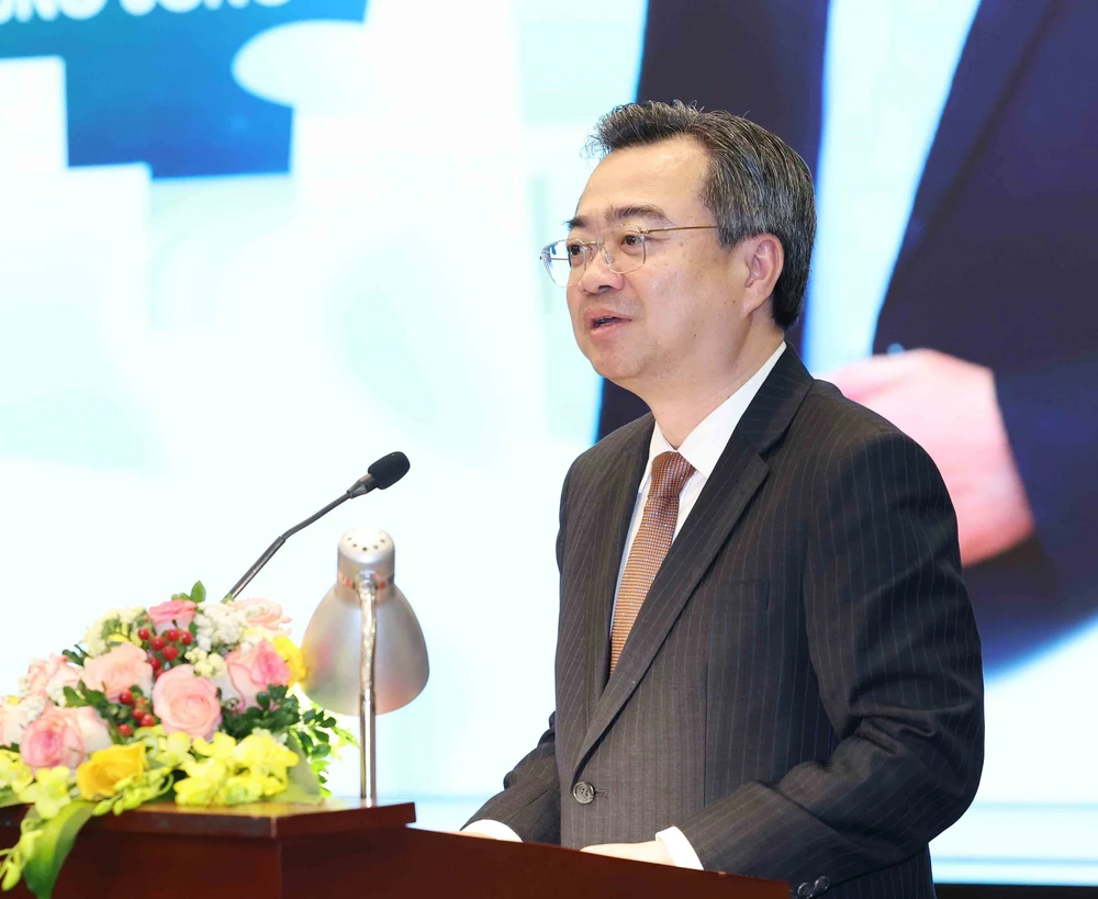 Hoàn thiện cơ chế thu hút nhà đầu tư chiến lược, tạo động lực cho Thành phố Hồ Chí Minh trong tình hình mới - Ảnh 2.