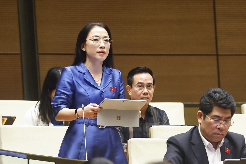 Kỳ họp thứ 10, Quốc hội khóa XV: Lạm dụng AI, nguy cơ “người biến thành máy trước khi máy biến thành người” - Ảnh 1.