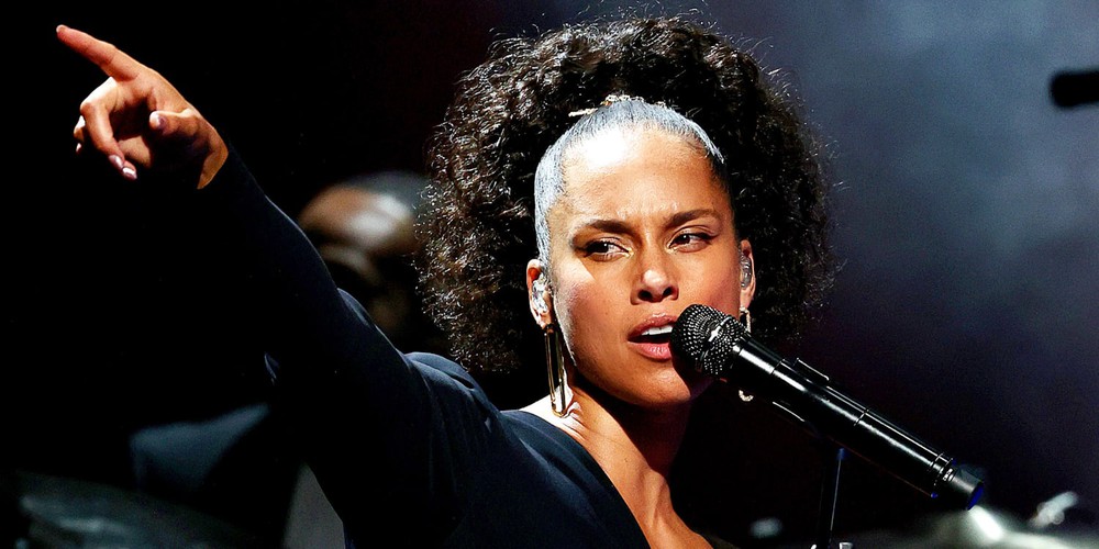 Alicia Keys - chủ nhân 17 giải Grammy sẽ biểu diễn tại Lễ trao giải VinFuture 2025 - Ảnh 1.