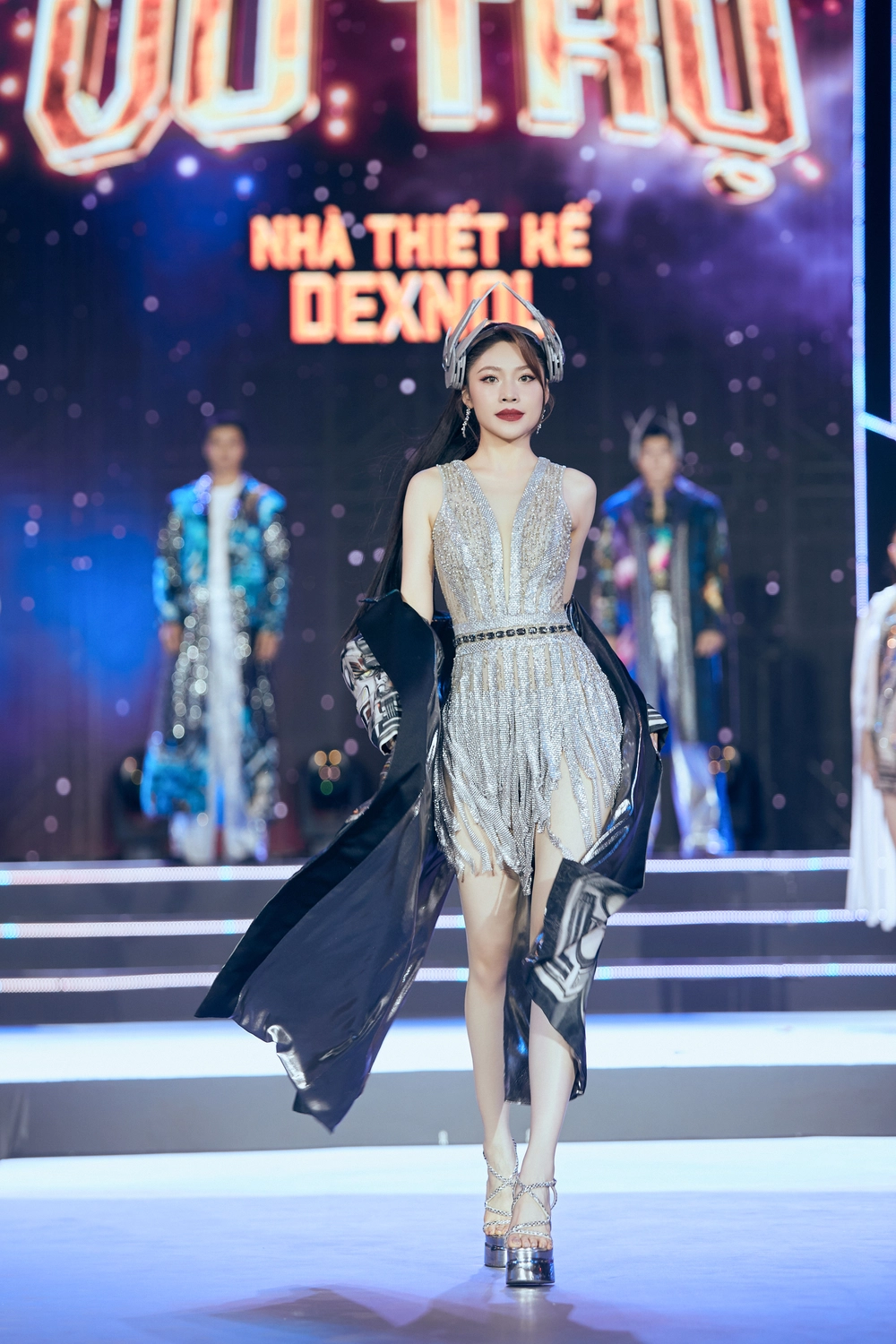 Hoa hậu Đại dương Thanh Thảo: Lấn sân thời trang vẫn ưu tiên việc học - Ảnh 3.