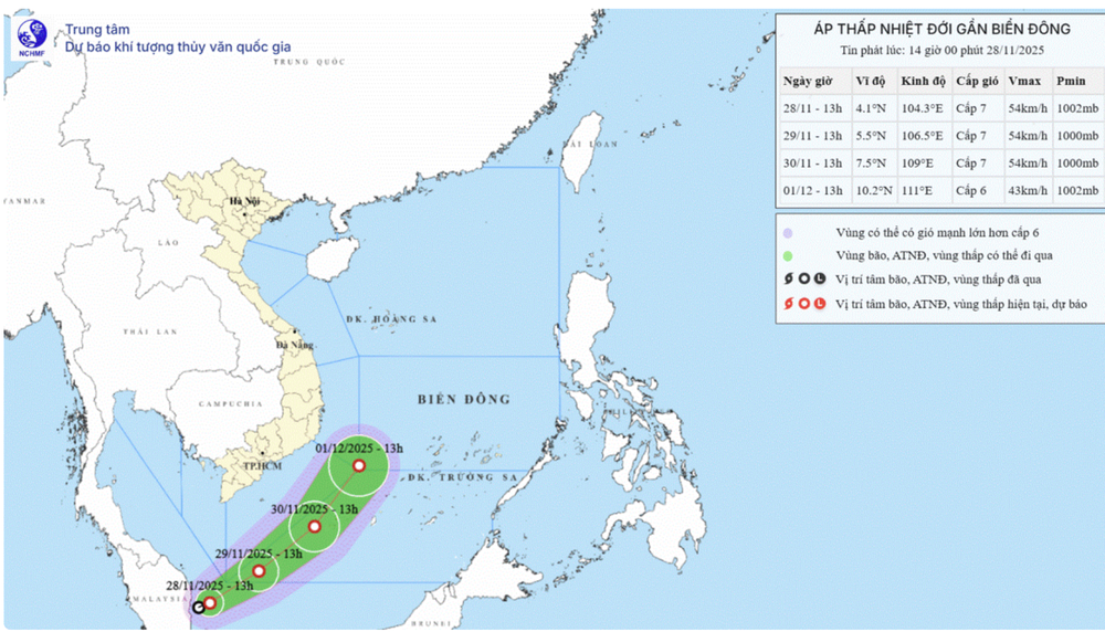 Bão số 15 suy yếu, xuất hiện áp thấp nhiệt đới gần biển Đông - Ảnh 3. Bão số 15 suy yếu, xuất hiện áp thấp nhiệt đới gần biển Đông - Ảnh 3.