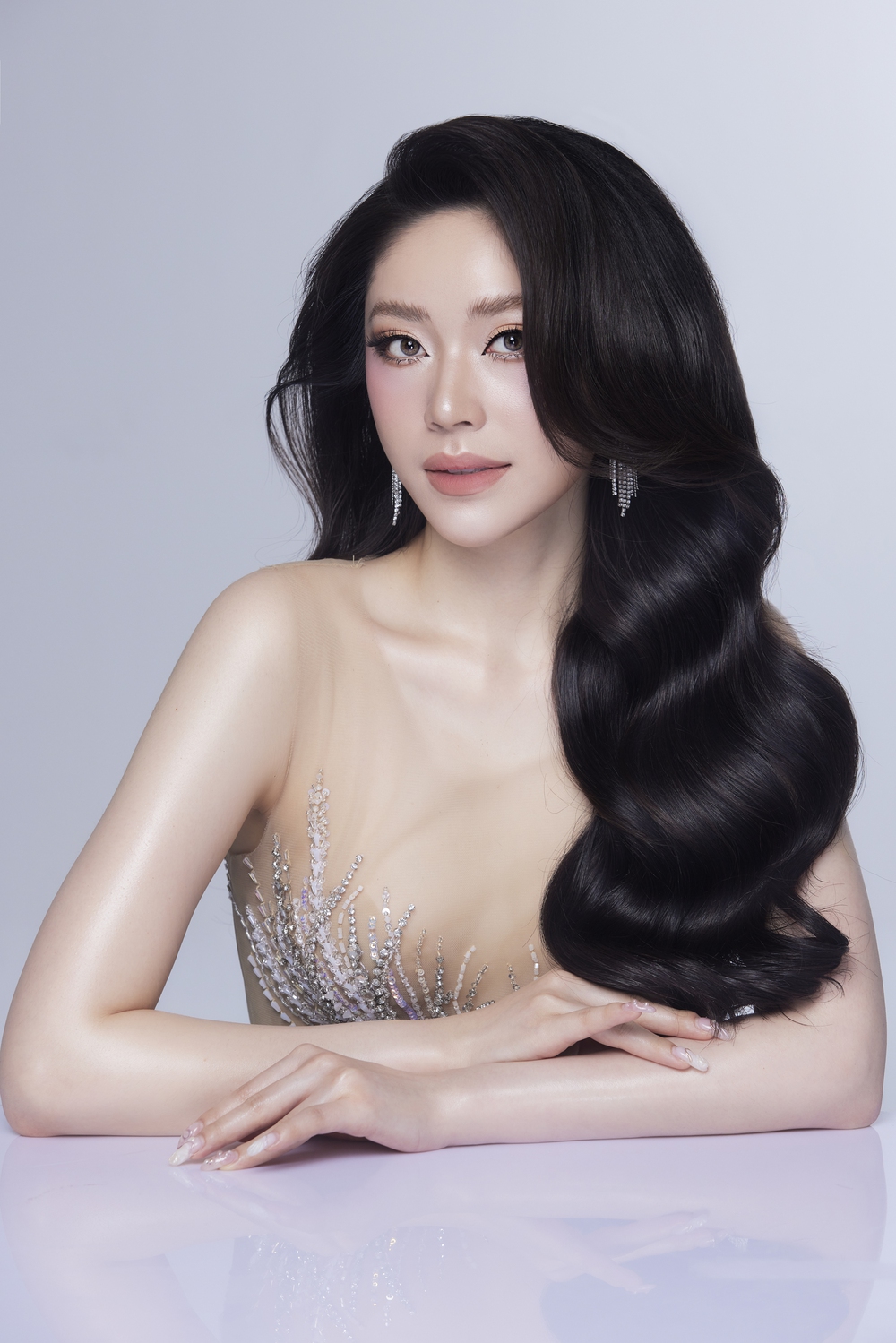 Hoa hậu Đại dương Thanh Thảo: Lấn sân thời trang vẫn ưu tiên việc học - Ảnh 2.