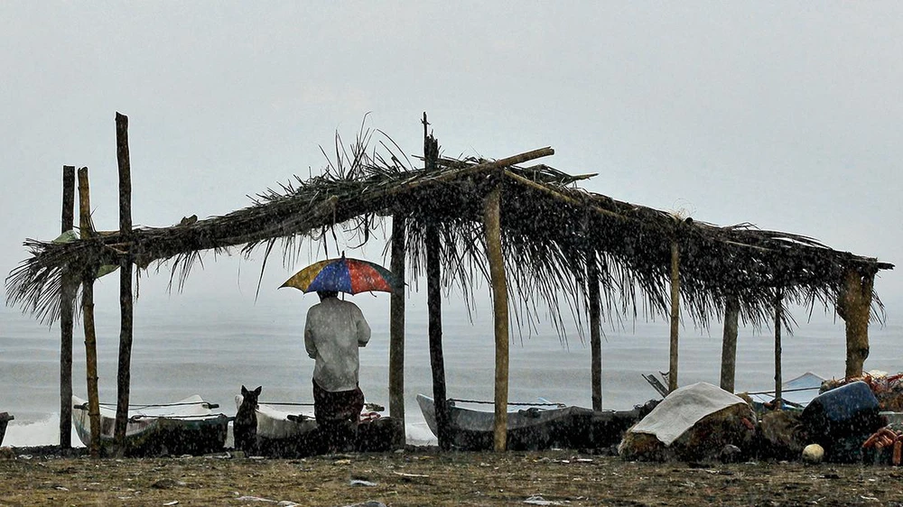 Nhiều nước châu Á gồng mình ứng phó với lũ quét và thiên tai - Ảnh 2. Nhiều nước châu Á gồng mình ứng phó với lũ quét và thiên tai - Ảnh 2.