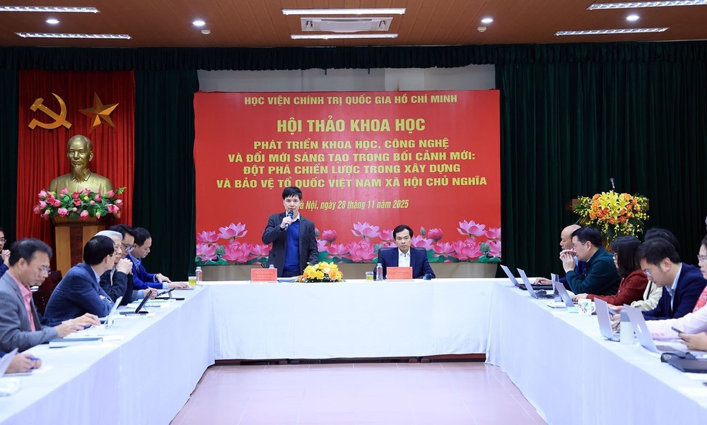 Hội thảo khoa học "Phát triển khoa học, công nghệ và đổi mới sáng tạo trong bối cảnh mới" - Ảnh 4. Hội thảo khoa học "Phát triển khoa học, công nghệ và đổi mới sáng tạo trong bối cảnh mới" - Ảnh 4.