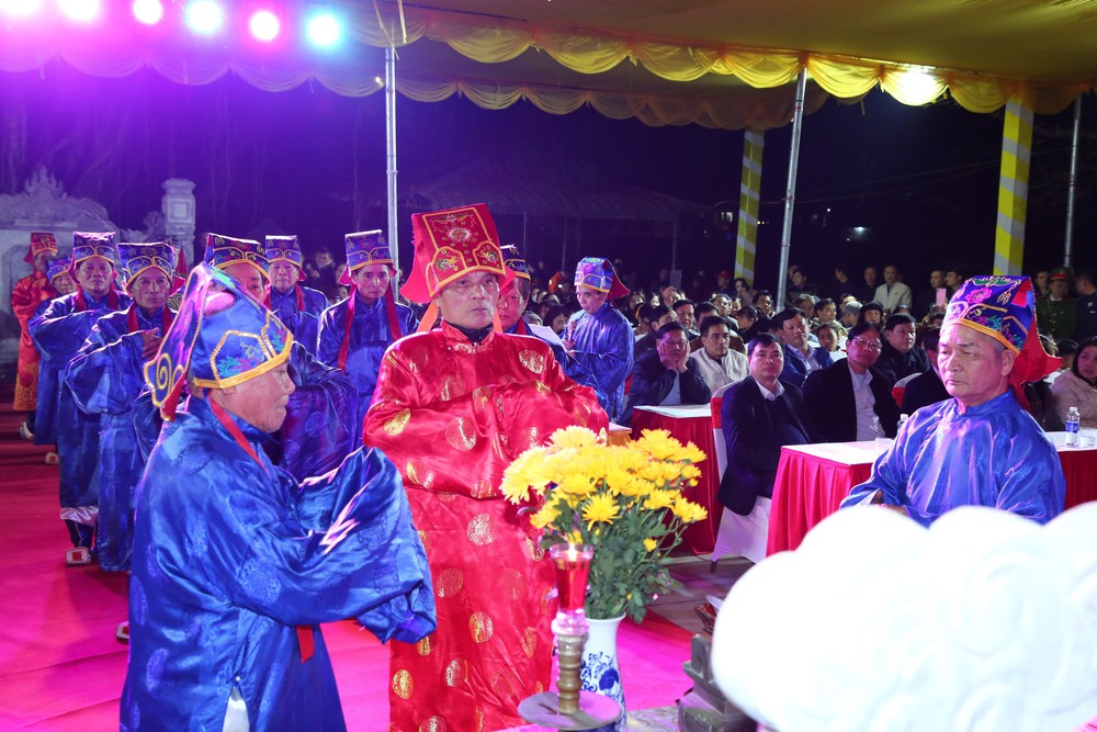 Thanh Hóa triển khai nhiều giải pháp để nâng cao chất lượng hoạt động văn hoá, văn nghệ trong năm 2025 - Ảnh 2. Thanh Hóa triển khai nhiều giải pháp để nâng cao chất lượng hoạt động văn hoá, văn nghệ trong năm 2025 - Ảnh 2.