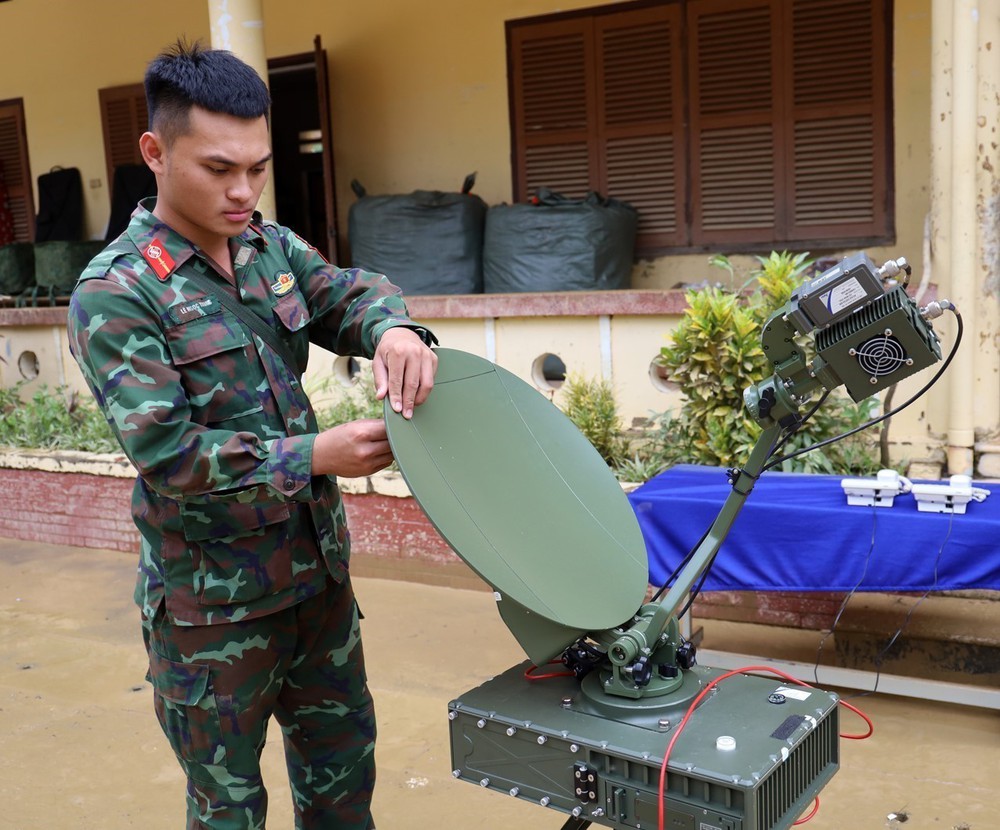 Trong tâm cơn “đại hồng thủy”: Làm gì để ứng phó mưa lũ bất thường - Ảnh 2.