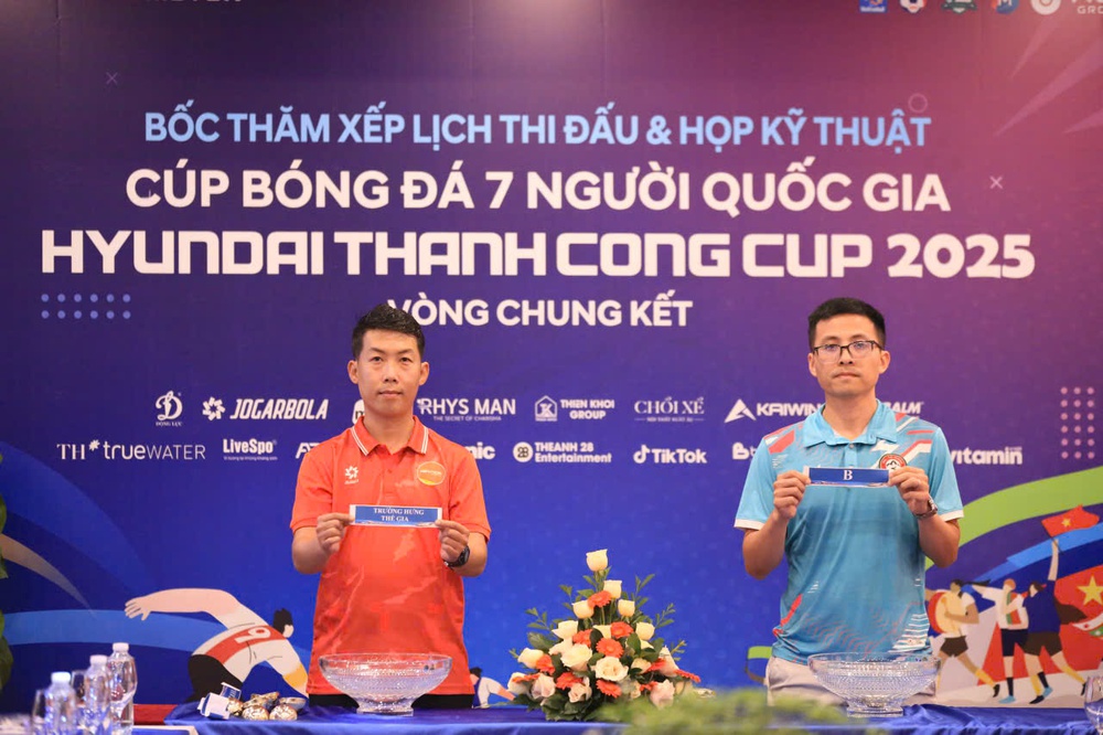 Xác định 2 bảng đấu Vòng chung kết Cúp bóng đá 7 người Quốc gia 2025 - Ảnh 2.