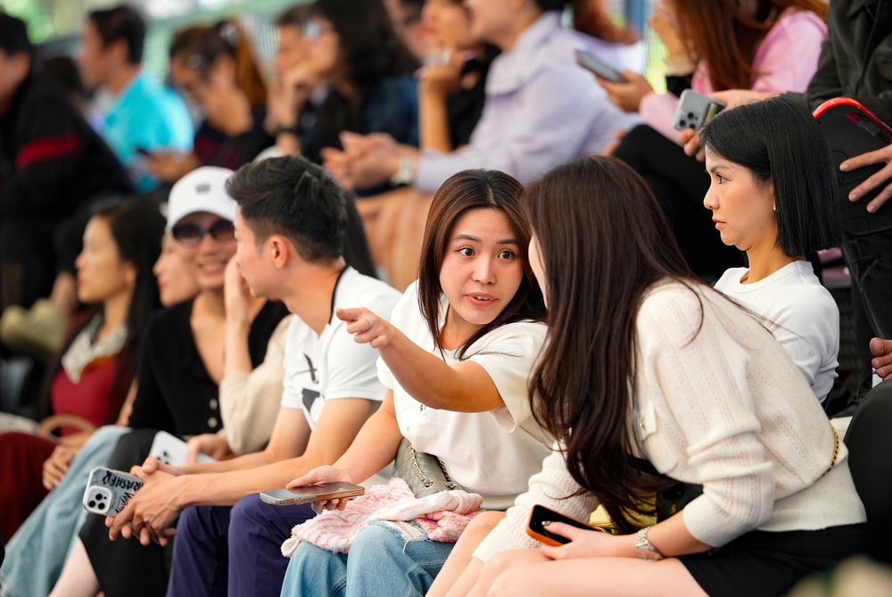 Ấn tượng ngày thi đấu đầu tiên tại Giải Pickleball VTV Cúp 2025 - Ảnh 1. Ấn tượng ngày thi đấu đầu tiên tại Giải Pickleball VTV Cúp 2025 - Ảnh 1.