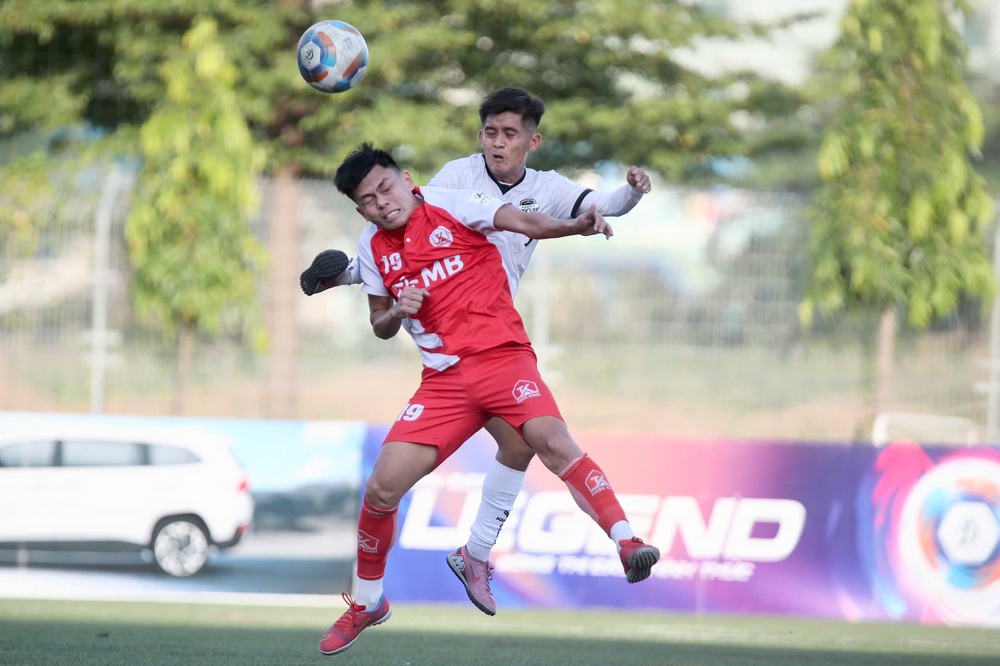 Bất ngờ trong ngày khai mạc Vòng chung kết Cúp bóng đá 7 người Quốc gia 2025 - Ảnh 1. Bất ngờ trong ngày khai mạc Vòng chung kết Cúp bóng đá 7 người Quốc gia 2025 - Ảnh 1.