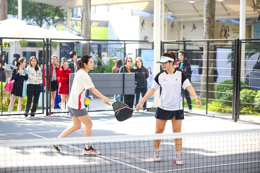 Ấn tượng ngày thi đấu đầu tiên tại Giải Pickleball VTV Cúp 2025 - Ảnh 4. Ấn tượng ngày thi đấu đầu tiên tại Giải Pickleball VTV Cúp 2025 - Ảnh 4.