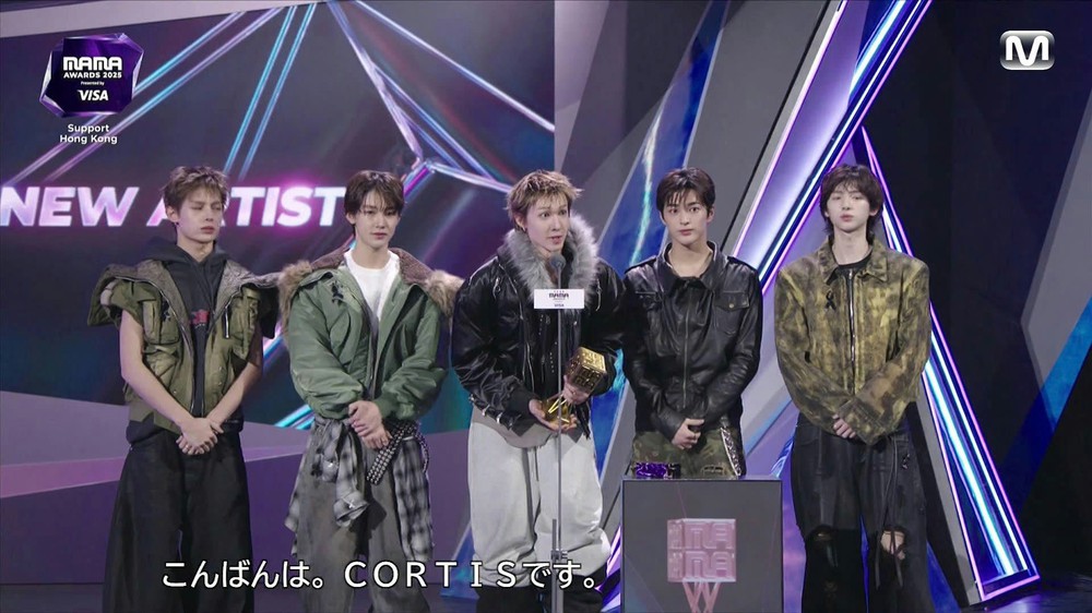 MAMA 2025: Đêm trao giải ấm áp tình người giữa lòng Hong Kong (Trung Quốc) - Ảnh 6. MAMA 2025: Đêm trao giải ấm áp tình người giữa lòng Hong Kong (Trung Quốc) - Ảnh 6.