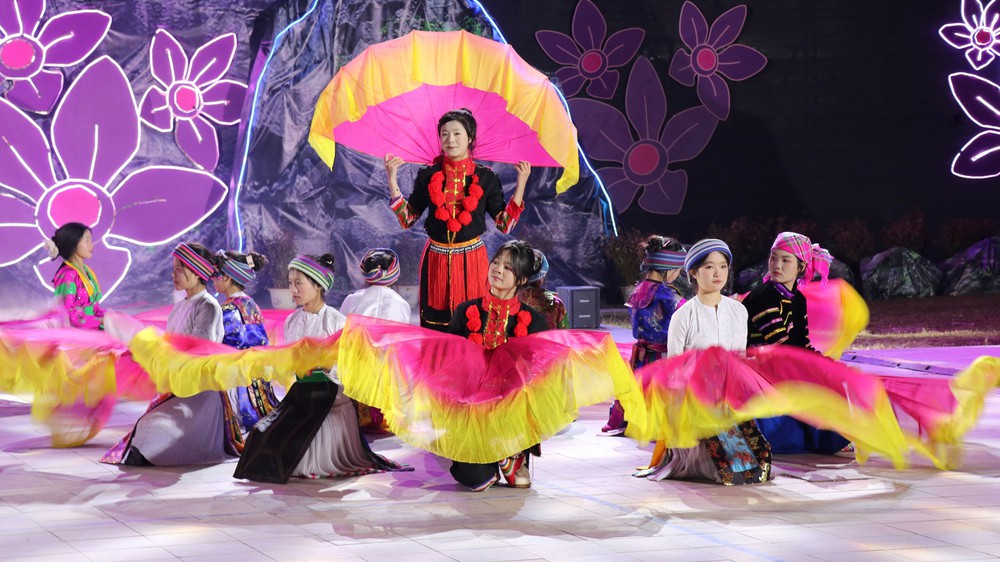 Khai mạc lễ hội hoa Tam giác mạch và vinh danh các danh hiệu du lịch tỉnh Tuyên Quang - Ảnh 5. Khai mạc lễ hội hoa Tam giác mạch và vinh danh các danh hiệu du lịch tỉnh Tuyên Quang - Ảnh 5.