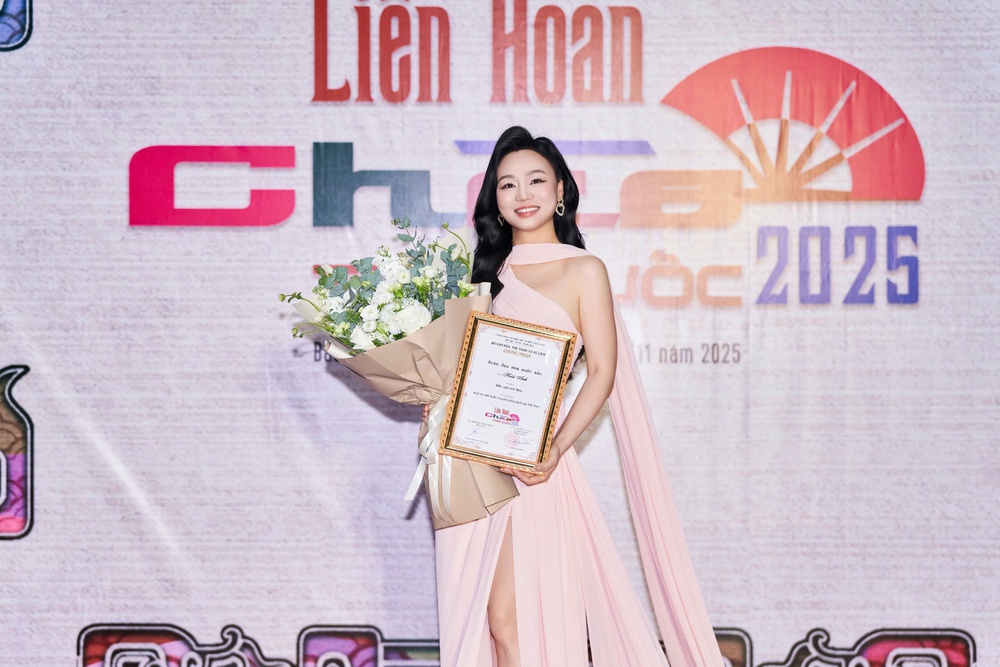 Biên đạo múa xuất sắc - NSƯT Hoài Anh: Người  - Ảnh 3. Biên đạo múa xuất sắc - NSƯT Hoài Anh: Người  - Ảnh 3.