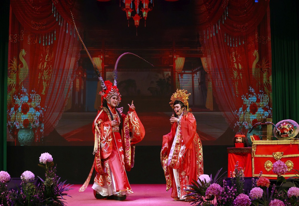 Tài năng trẻ Ngọc Bảo Vy diễn thăng hoa cùng vợ chồng NSƯT Kim Tử Long - Ảnh 4.