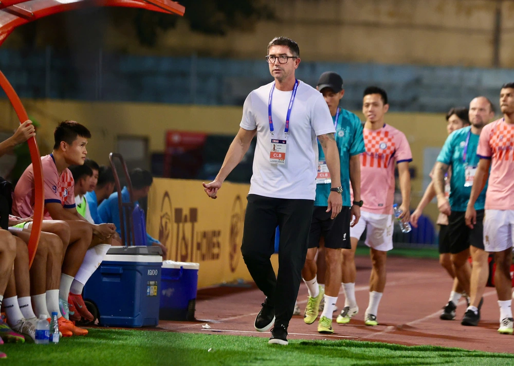 V-League ngày càng khó đoán... - Ảnh 1.