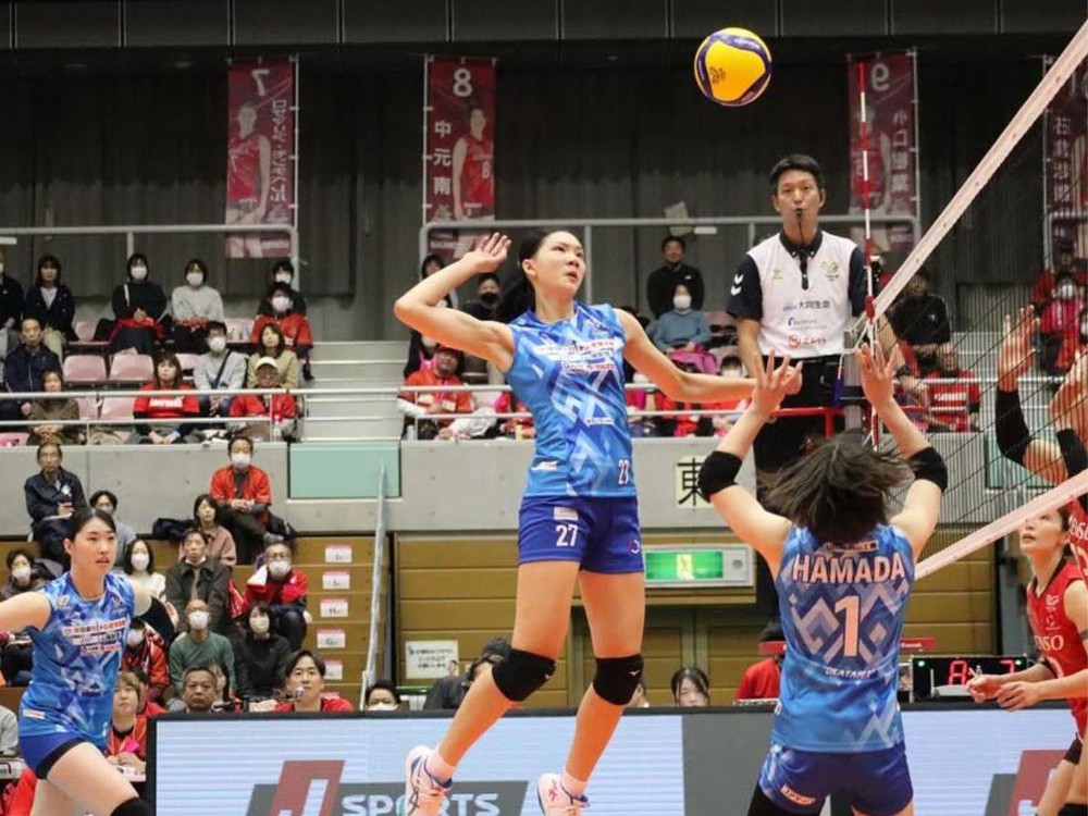 2 tuyển thủ bóng chuyền Việt Nam xuất ngoại lập thành tích xuất sắc trước khi về dự giải đấu lớn - Ảnh 2.